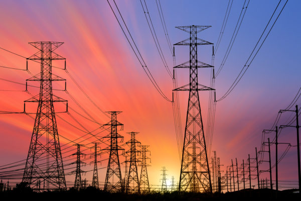 Aneel e governo defendem corte sobre ICMS para baratear tarifas de energia