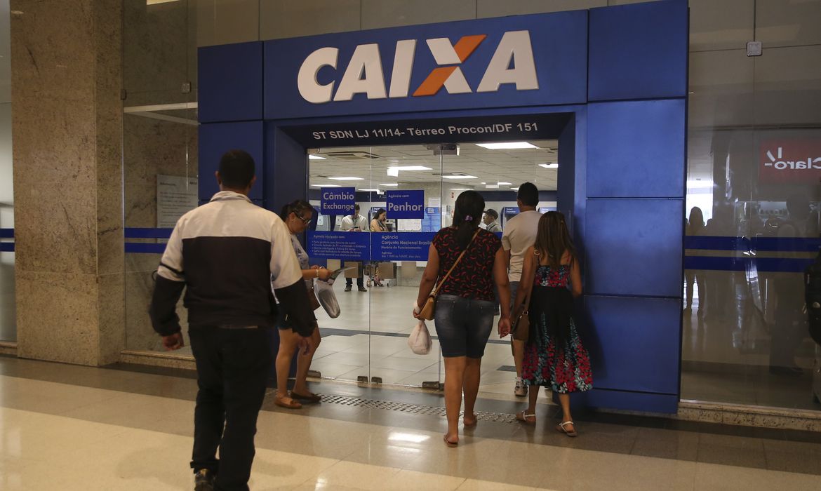 Bancos retomam atendimento ao público hoje (02) ao meio-dia