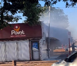 Comércio de Rio Verde com princípio de incêndio  