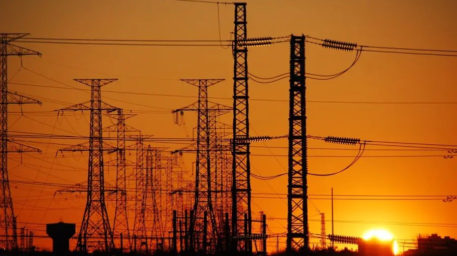 Brasil está em segundo lugar no ranking de contas de luz mais caras do mundo 