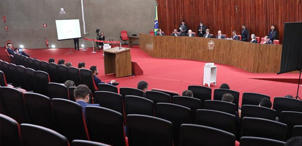 Campanha de Bolsonaro apresenta relatório detalhado ao TSE que gera exoneração de servidor responsável