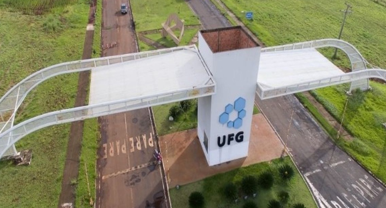 UFG anuncia aulas presenciais e exigência do passaporte de vacina