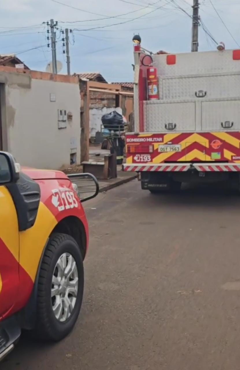 Residência tem principio de incêndio no bairro Maranata em Rio Verde