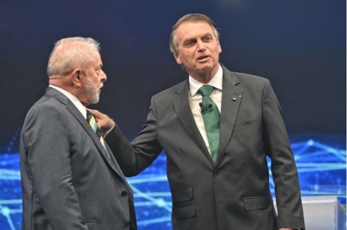 Coluna Cairo Santos: BOLSONARO VAI OU NÃO PASSAR A FAIXA A LULA