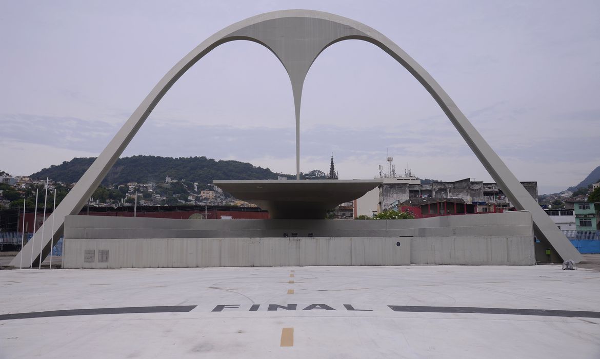 Começam hoje (12) ensaios técnicos no Sambódromo