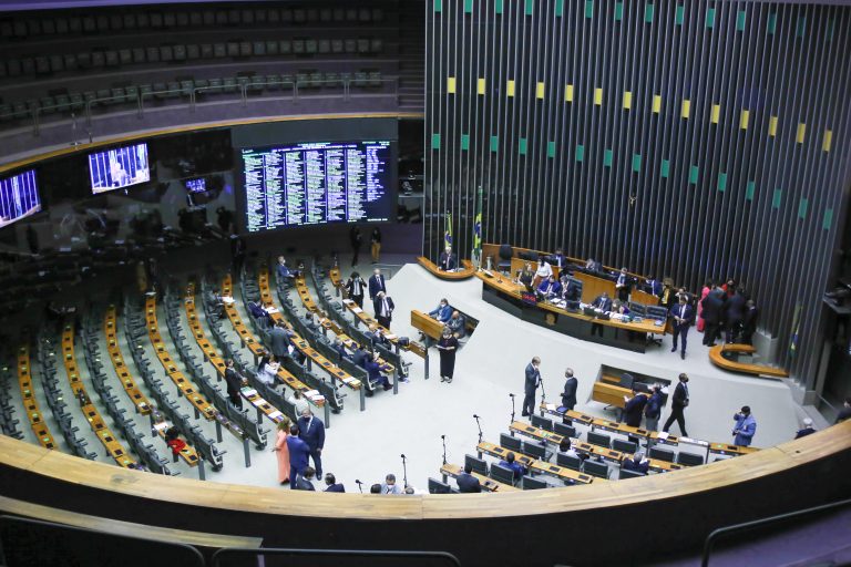 Comissão aprova PL que cria cadastro nacional de pessoas condenadas por pedofilia 