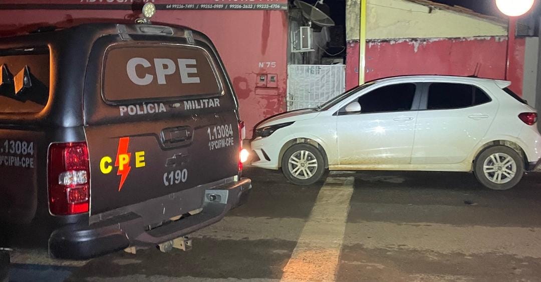 CPE recupera carro roubado e prende foragido da justiça em Rio Verde 