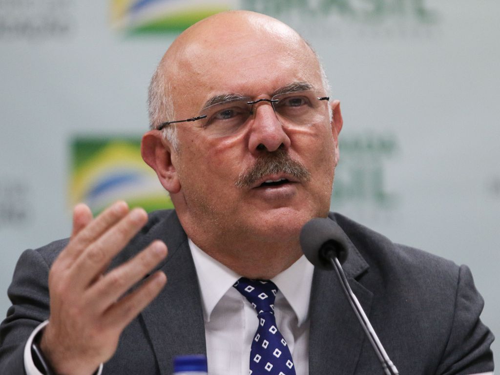 Desembargador manda soltar ex-ministro Milton Ribeiro investigado por corrupção no MEC