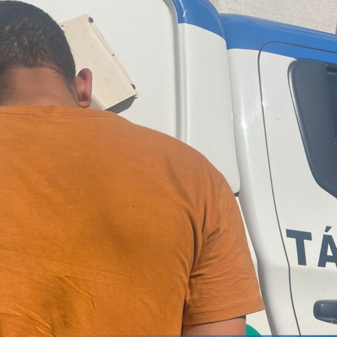 Militares do Tático apreendem acusado de furto em loja em Rio Verde