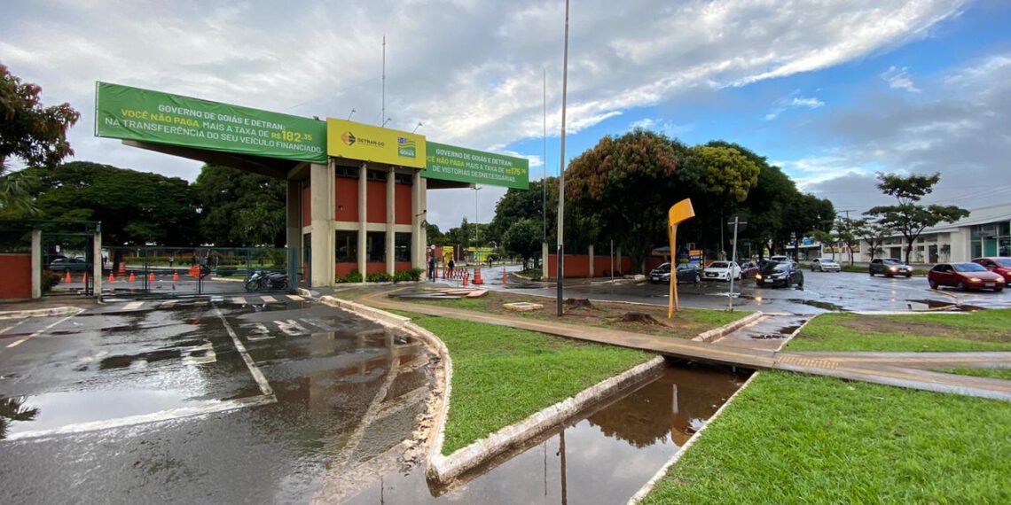 Detran-GO alerta população para golpes de falsos leilões