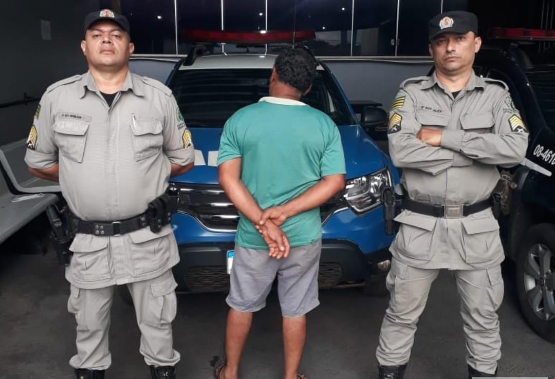 Homem é detido pela PM por estar dirigindo embriagado