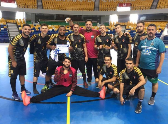 Equipe de handebol de Rio Verde vence disputa pelo 5º lugar do Brasileiro 