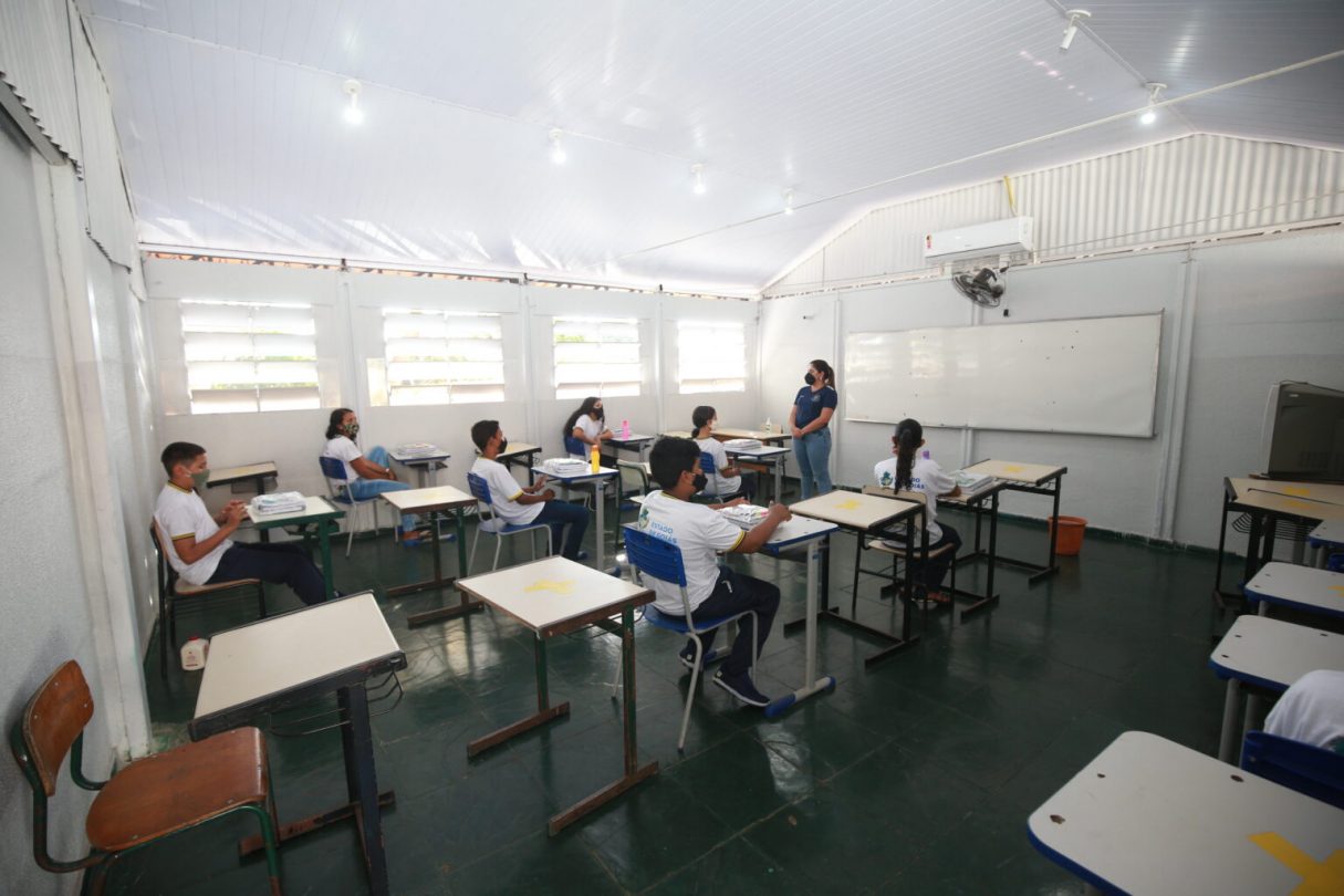 Educação de Goiás abre vagas para professores temporários em variadas áreas