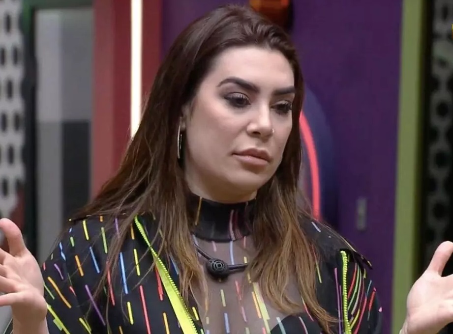 Ex-guitarrista de Naiara Azevedo entra com ação trabalhista e empresa da cantora é condenada 