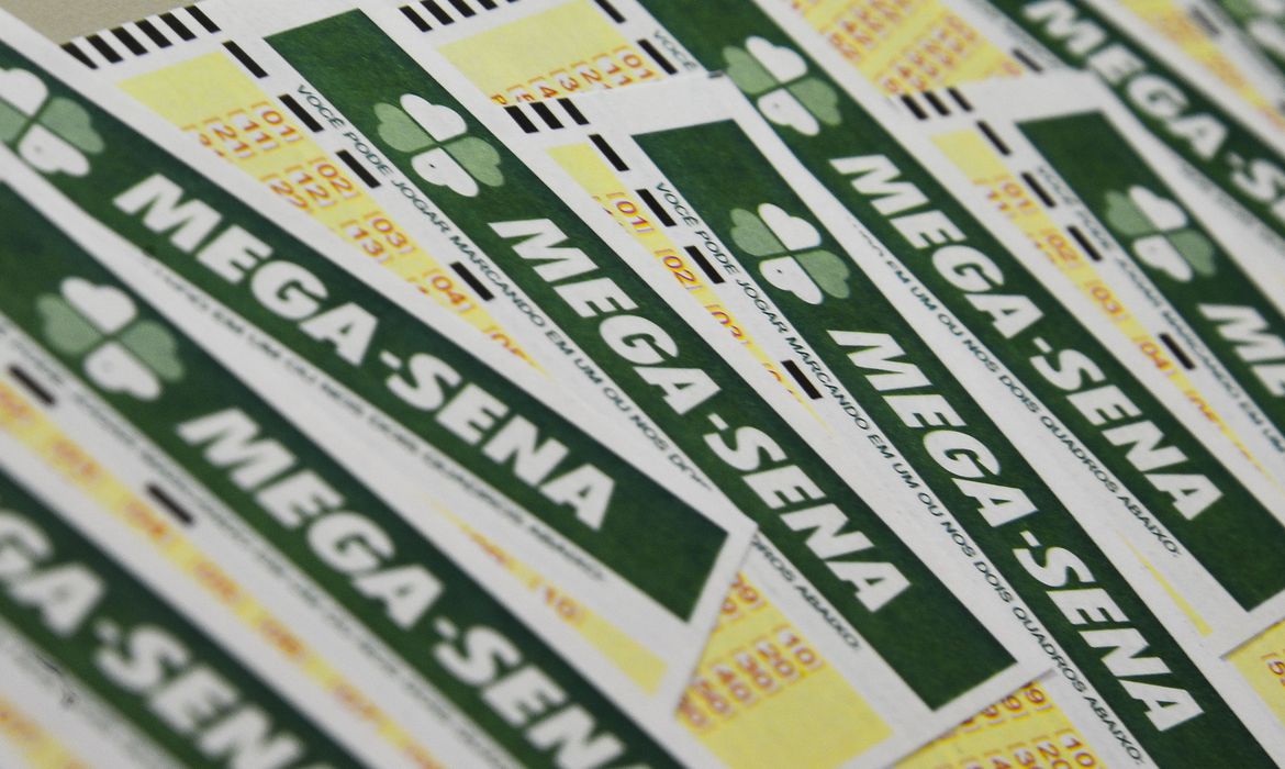 Hoje (6) Mega-Sena pode pagar prêmio de R$ 55 milhões