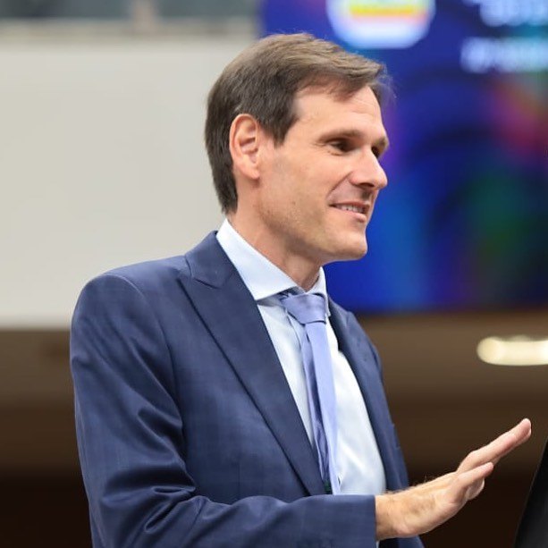 Coluna Cairo Santos: MARTELO BATIDO: LISSAUER VIEIRA VAI PARA O PL DE BOLSONARO