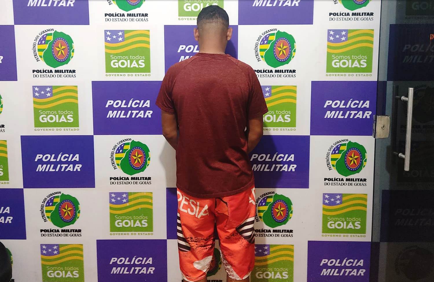 Mulher pede para ser presa para fugir de agressões do marido