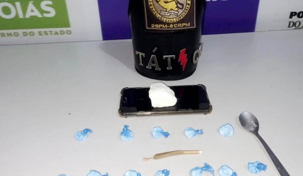 Polícia Militar prende mulher por tráfico de drogas no Centro de Rio Verde