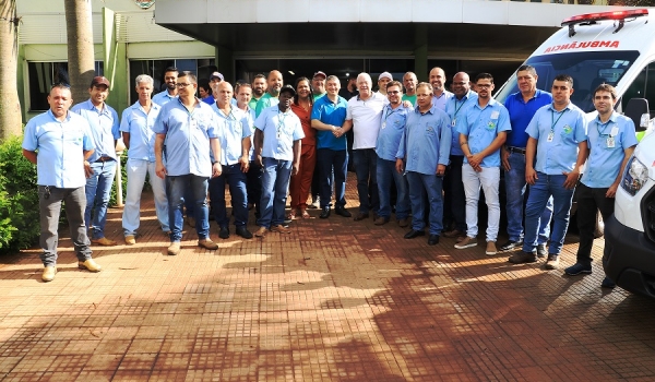 Prefeito de Rio Verde entrega 20 novas unidades de ambulância para Saúde