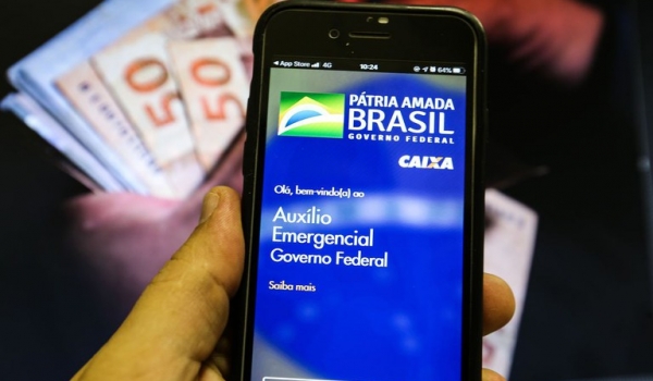 Bolsa Família começa a ser pago na próxima segunda (13)