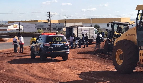 Acidente com vítima fatal no trevo entre BR060 e 452 deixa trânsito lento nesta quinta (19)