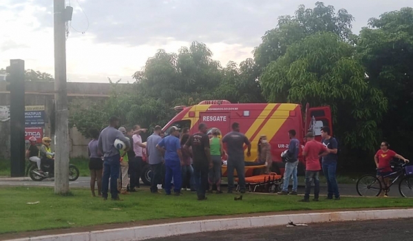Adolescente é atropelado na faixa de pedestre indo para Colégio em Rio Verde