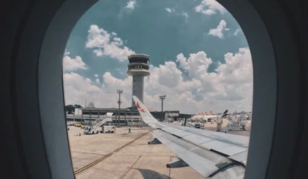 PF faz megaoperação de combate ao tráfico internacional de drogas no Aeroporto Internacional de Guarulhos.