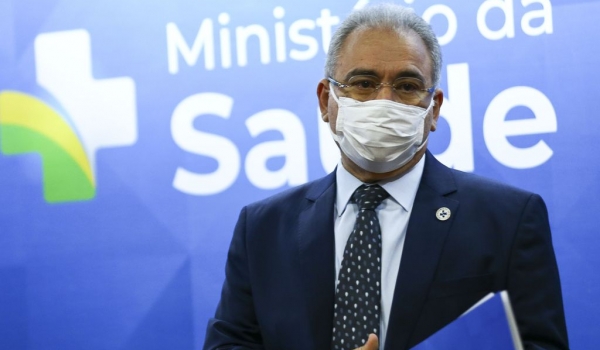 Queiroga anuncia que Pfizer vai antecipar entrega de 600 mil doses para crianças ainda em janeiro