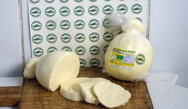 Emater celebra reta final de concessão da Indicação Geográfica ao queijo cabacinha