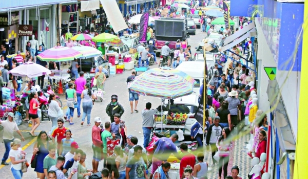 Estado cria projeto para impulsionar setor da moda em 30 municípios goiano
