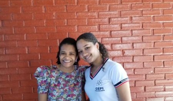 Estudante de CEPI goiana é selecionada em concurso Jovem Senador 2022