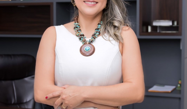 Fabiana é apresentada como nova candidata a vice da Subseção da OAB de Quirinópolis