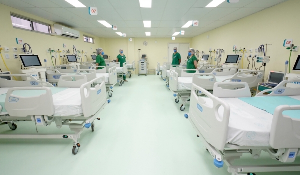 Fiocruz aponta que Goiás está entre Estados com UTIs de Covid em situação crítica
