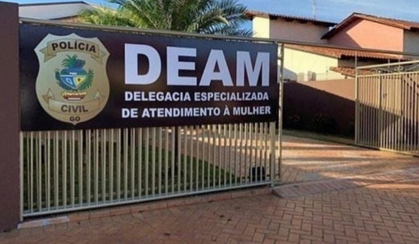 Homem é preso pela Deam após agredir esposa de resguardo