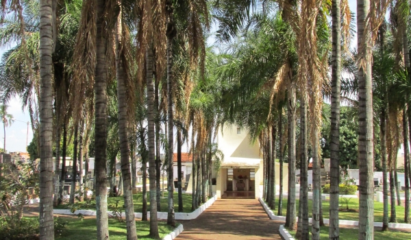 Começa amanhã (24) inscrições para barracas funcionarem nos cemitérios em feriado de Finados