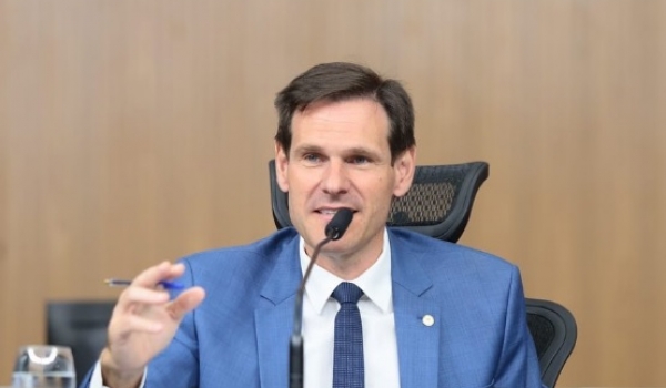 Final de gestão de Lissauer Vieira traz à tona um político de legado e êxitos