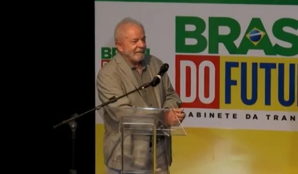 Lula anuncia novos ministros: Número de mulheres nos ministérios bate recorde