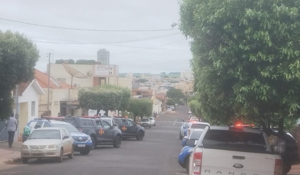 Mãe e filha são vítimas de suposta violência sexual após ter a casa invadida por um homem em Rio Verde